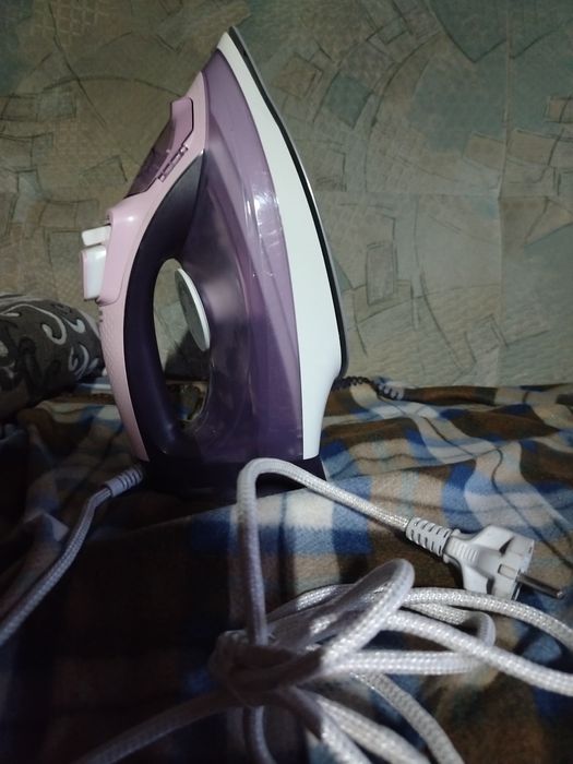 Продам утюг PHILIPS