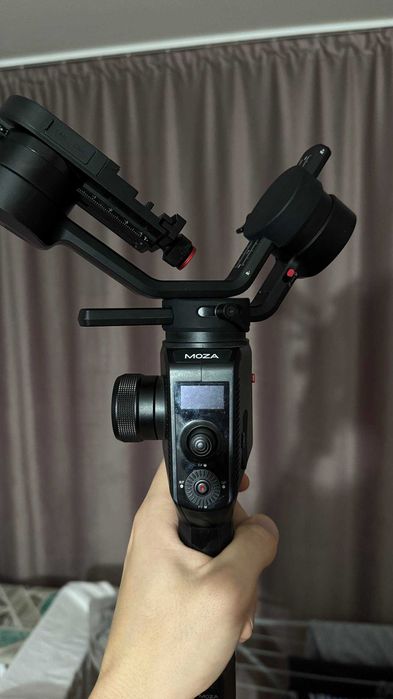 Стабилизатор Moza Aircross 2 для камеры