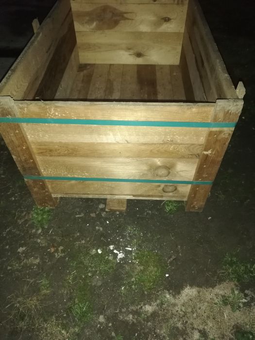 Vând lăzi de lemn pt depozitare diverse