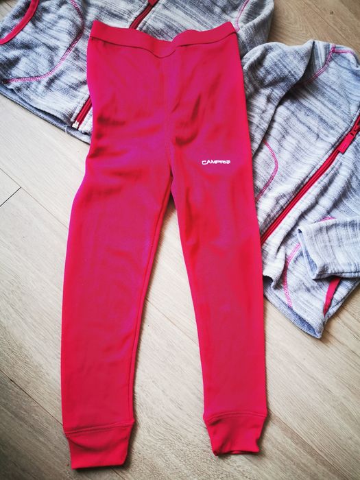 Lot hăinuțe (Decathlon), pentru copii 4-5 ani.