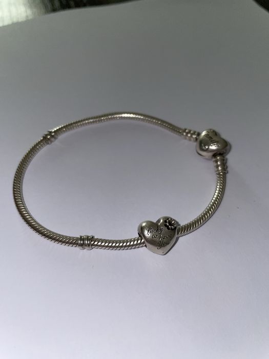Bratara PANDORA+ un charm