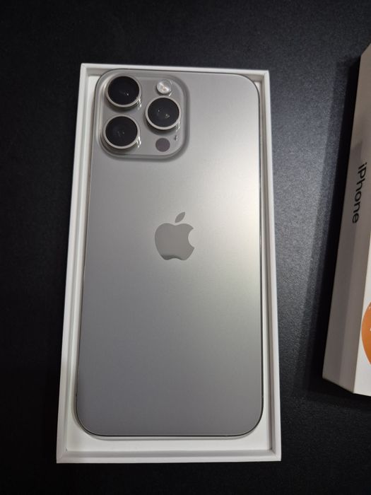 IPhone 15 Pro Max Silver 256GB