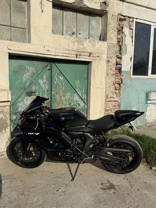 Vand Yamaha R7 2024