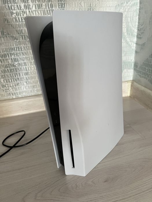 Продам PS 5 оригинал