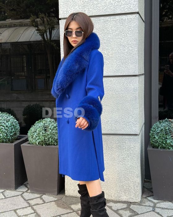 Кашмирено палто с естествена лисица