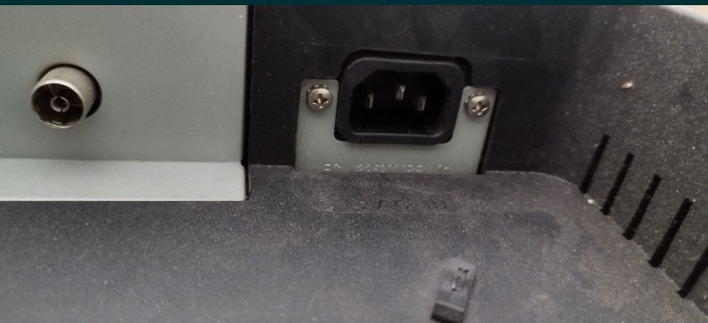 Продам телевизор. Бу телевизор