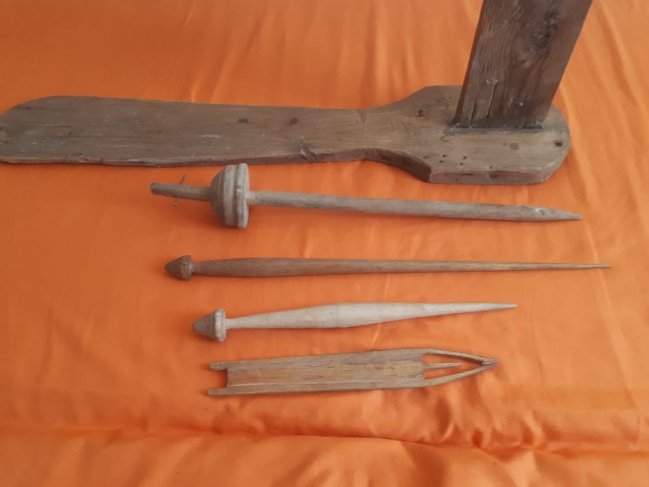 Прялка -веретено.