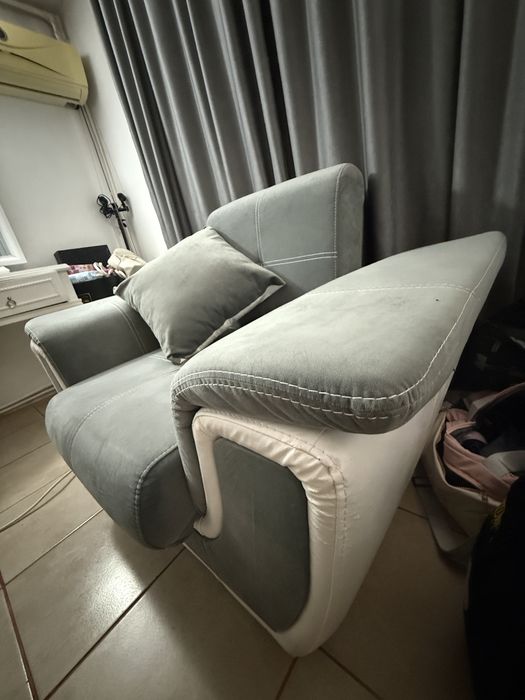 Fotoliu extensibil cu spatiu de depozitare