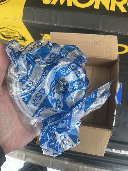 Амортизатор Volvo xc90 spa