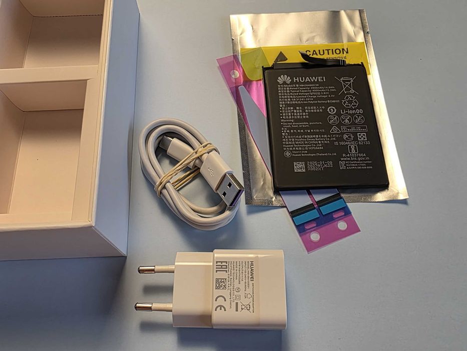 Huawei P20 Pro 6/128 GB компактен 6.1" екран Google Services ЗАПАЗЕН