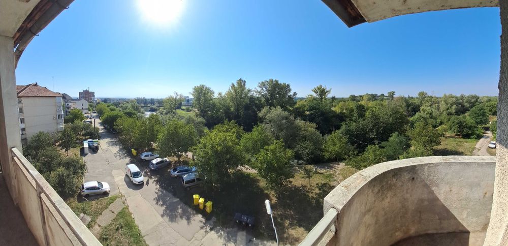 De vanzare apartament, 1 cam, 50 mp, et.4, pe malul Timisului, Lugoj