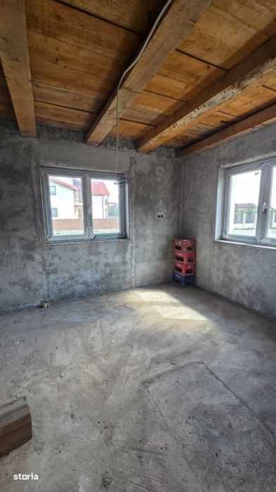 Casa cu mansarda in Paulesti teren 863 mp