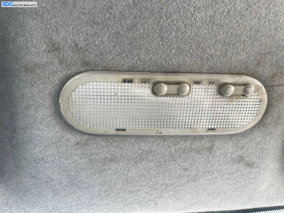 Plafoniera Lumini Lampa Bec Iluminare Plafon Habitaclu Interior Dacia Logan 1 2004 - 2012 [A0272]