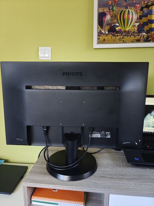 Монитор Philips 273V5LHSB