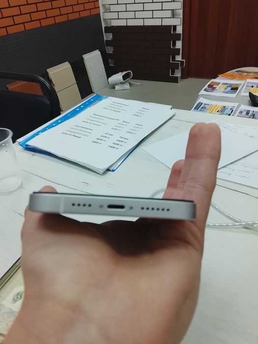 Продам Iphone 14 plus