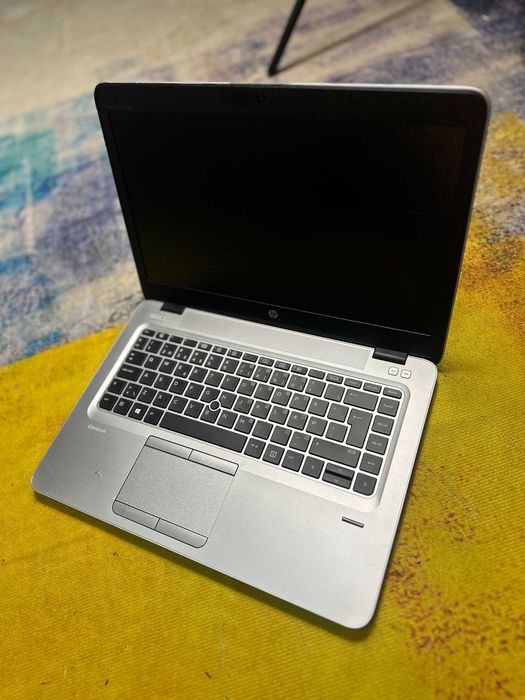 laptop Hp 745- G3, amd pro A10. video ati R6