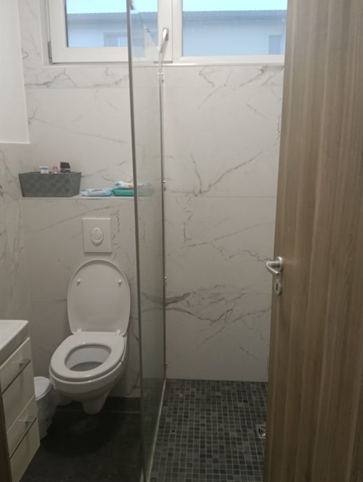 Vand apartament cu 3 camera in Dumbravita (mobilat)