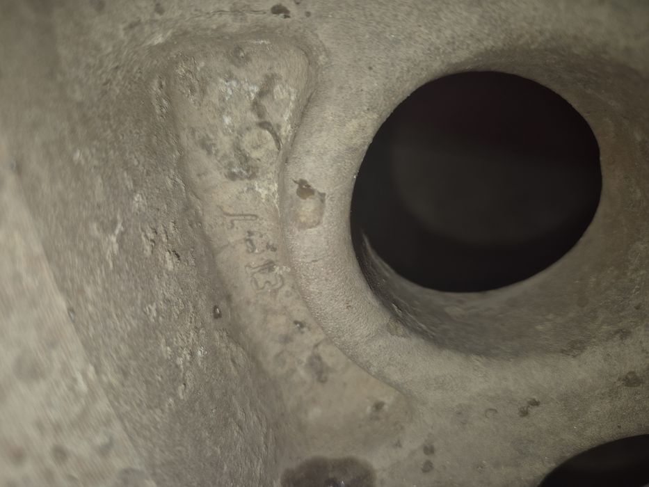 Vând 5 buc 225/75 R16