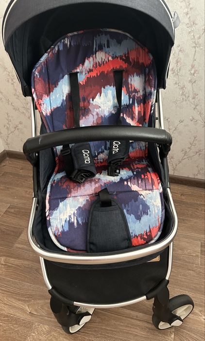 Детская прогулочная коляска