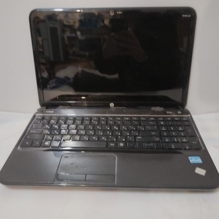 Продам ноутбук hp на запчасти.