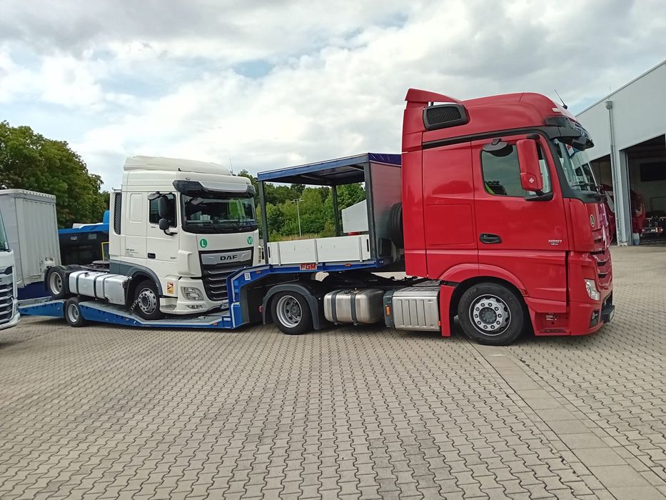 Efectuam transport intern si international cu trailer