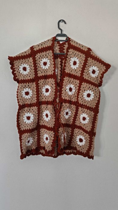 Cardigan ,, Pătratul Bunicii"