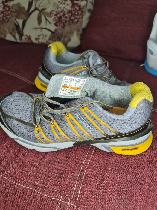 Кроссовки мужские