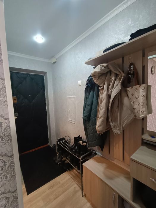 Продам 3 комн в районе Черемушек.