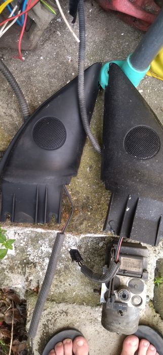 Части за Пасат 4