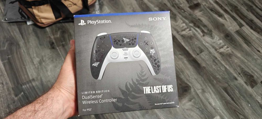 Sony PlayStation 5 DualSense – The Last of Us Limited Edition
