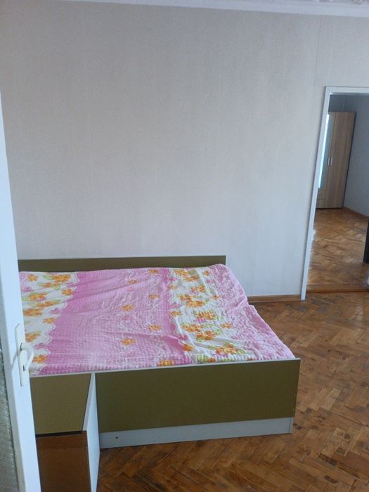 Апартамента 95 квадрата под наем