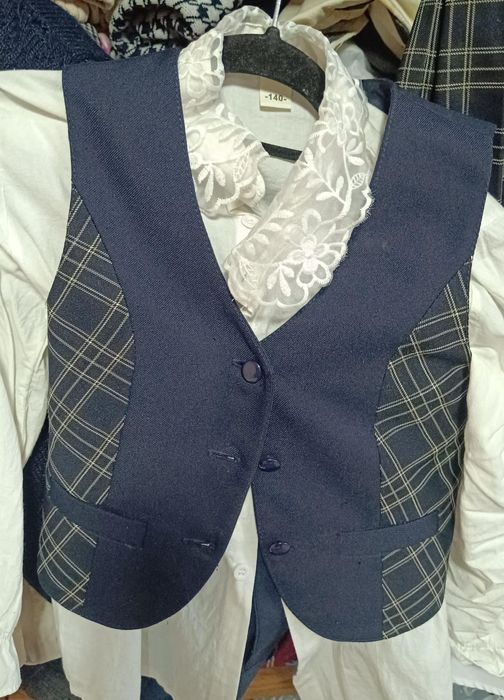 Школьная форма в клетку