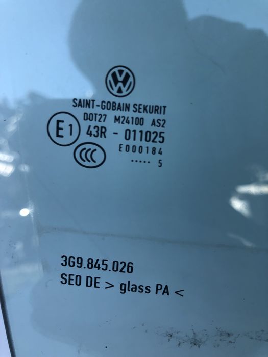 Geam st /dr  fata /spate vw Passat B8 combi/break 2015-2020