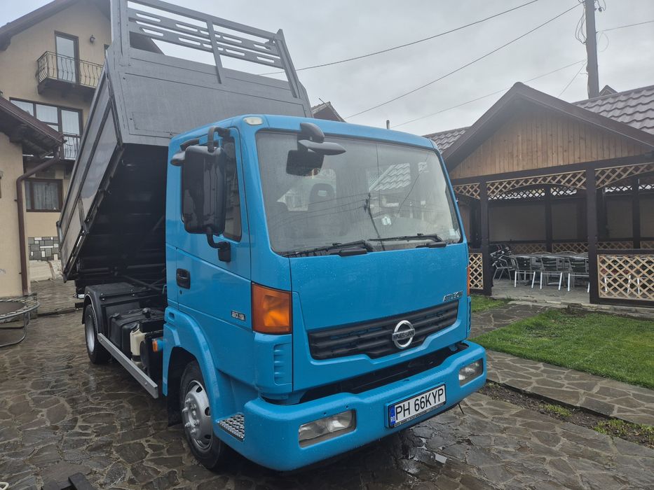 Nissan Alteon 190