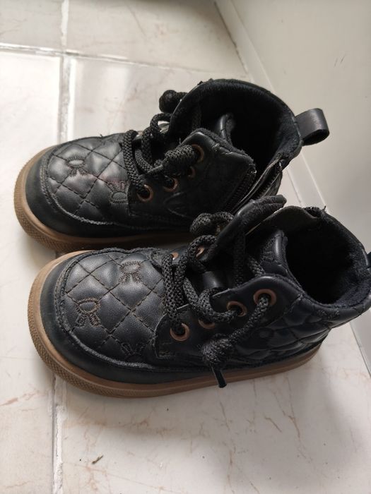 Продам обувь демисезон детская