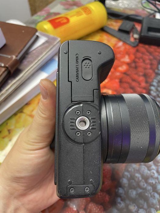 Canon m50 камера