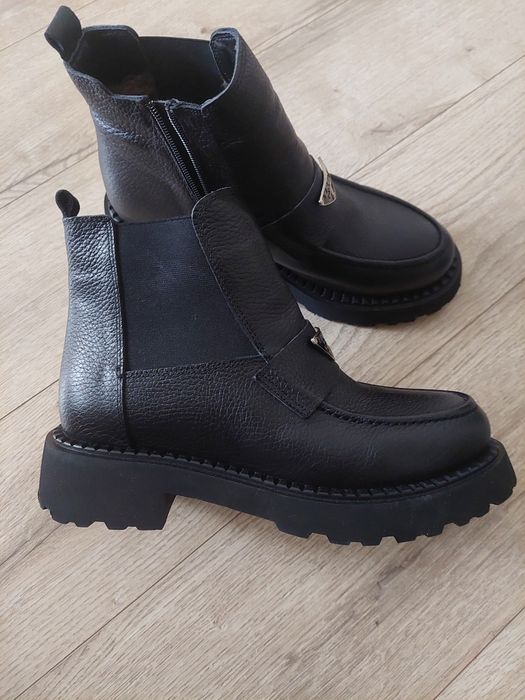 Продам сапоги, босоножка, шлепка