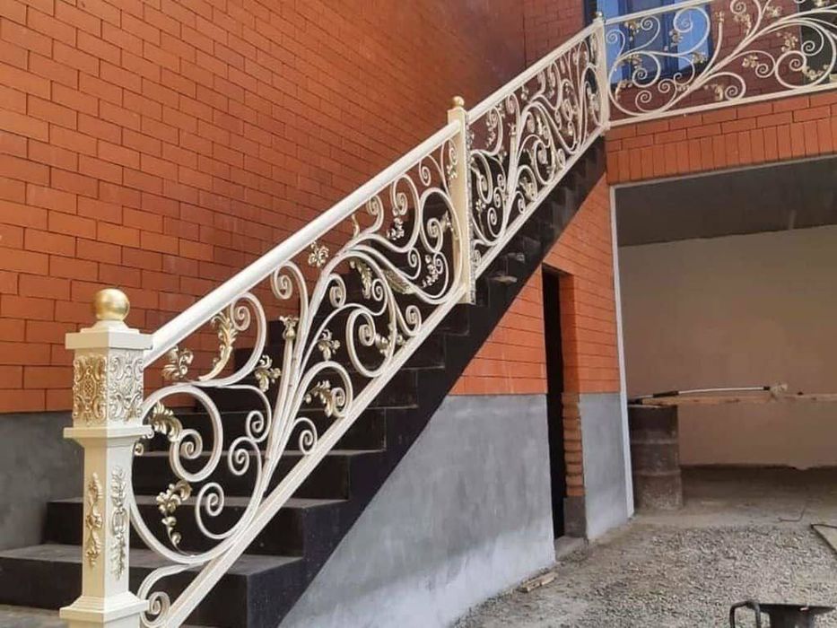 Перила кованный.