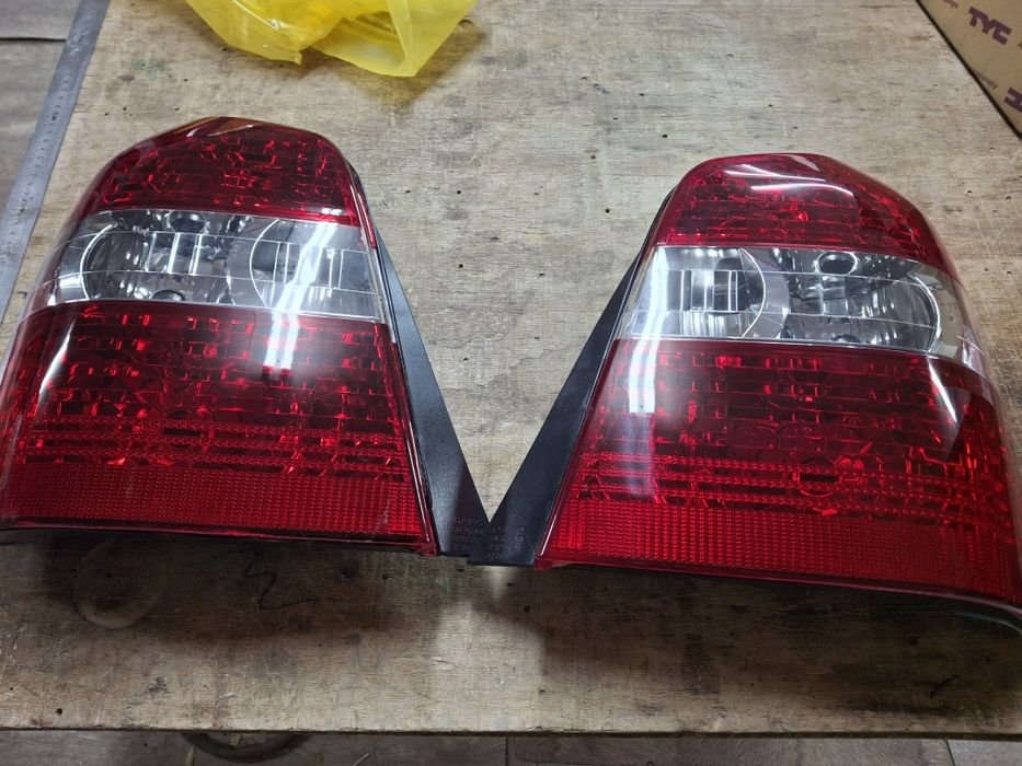 Продам фонари хайлендер тоёта