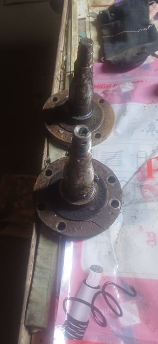 Продам заднее ступицы