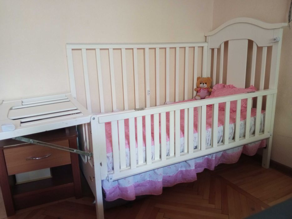 Кроватка с люлькой