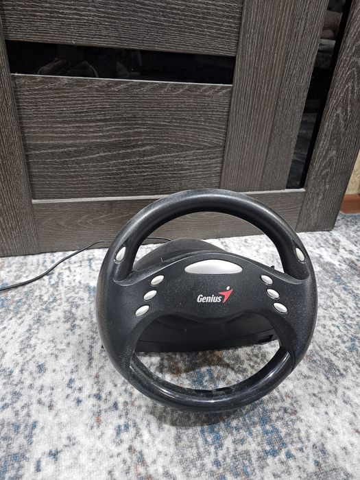 Игровой руль для PC