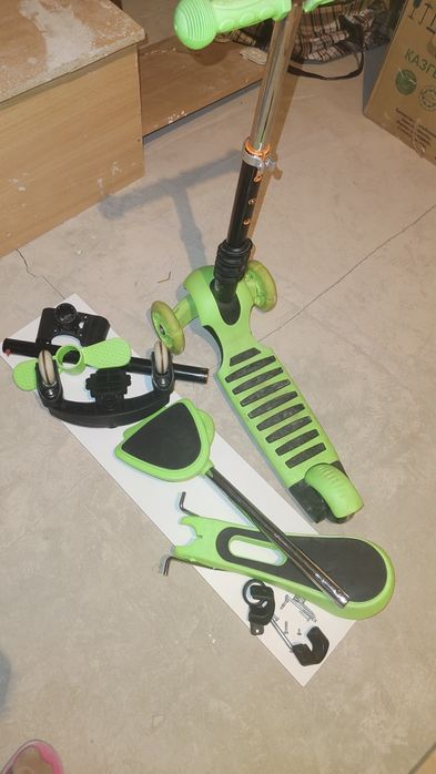 Самокат беговел трагсформер