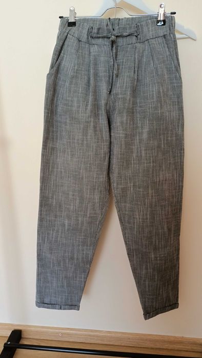 Pantaloni lejeri