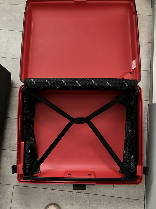 Куфари. Revelation и Carlton