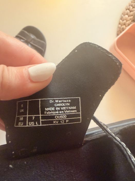 Dr. Martens Carolyne чисто нови сандали