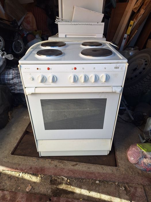 Электрическая плита