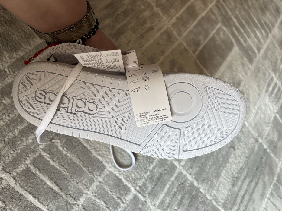 Чисто нови маратонки adidas 38 / 2/3