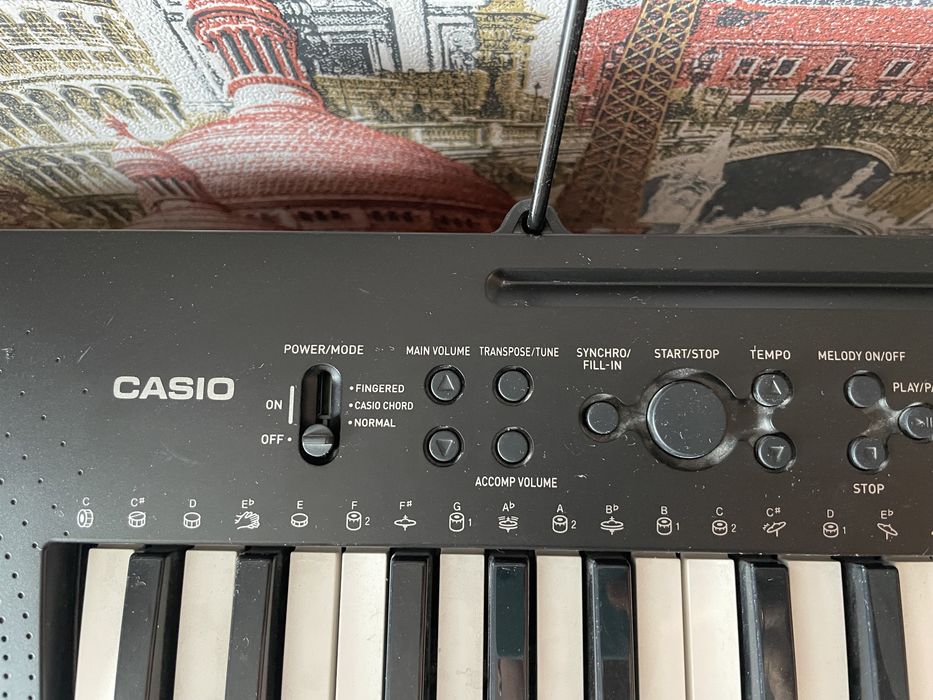 Синтезатор СТК-245