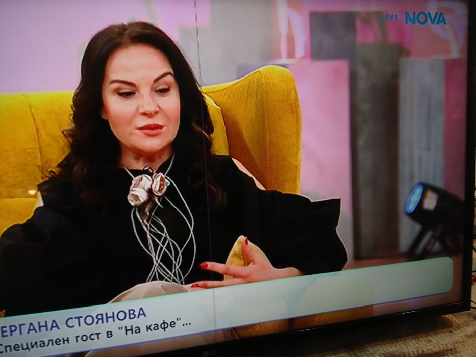 Телрвизор lg 43" с дефект